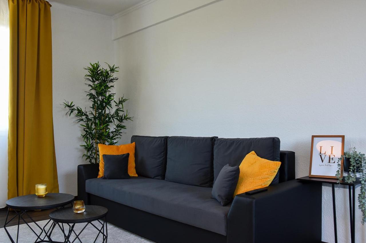 Apartment Deluxe! Hbf-naehe Mit Kingsize-bett, 65 M2 *